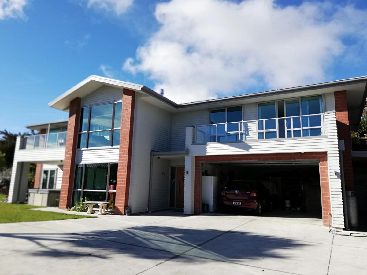 Whaka Heights Bed & Breakfast Christchurch Exterior photo